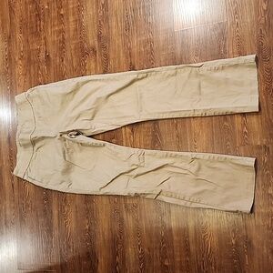 Size 8 Lee Style Up khaki dress pants